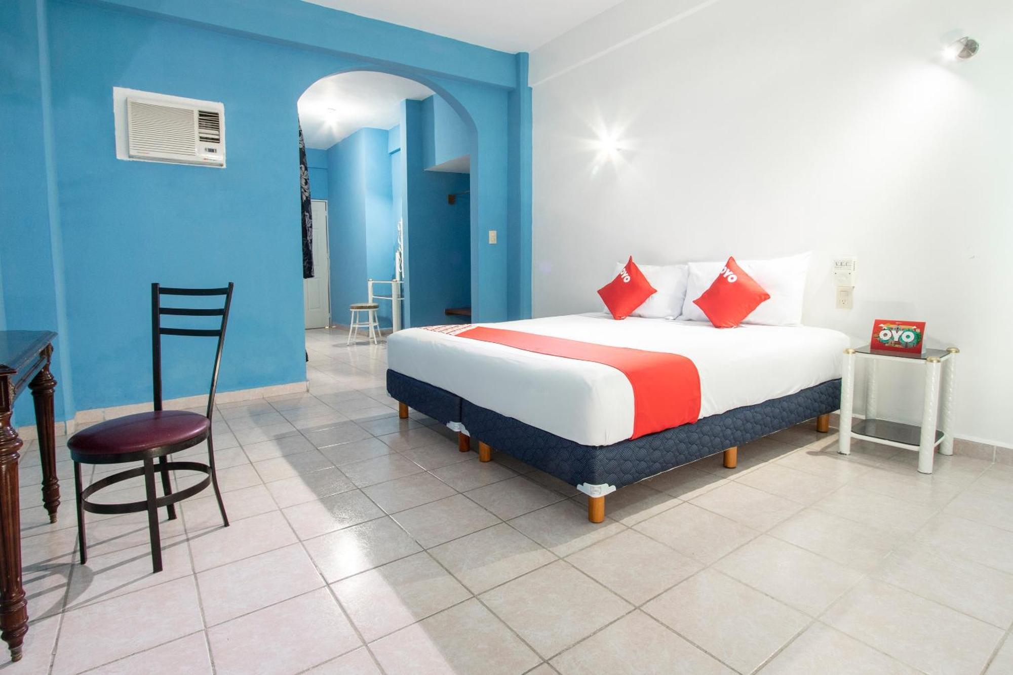Oyo Hotel Estacion,Jose Cardel,Parque Central Revolucion Exterior photo